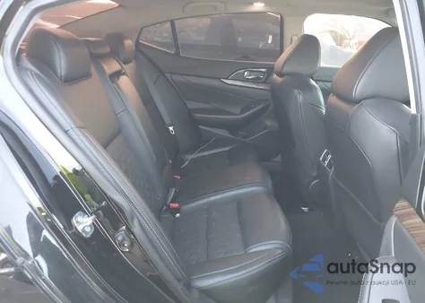 2017 Nissan Maxima 3.5 Platinum из США, поврежденный, VIN 1N4AA6AP5HC399438